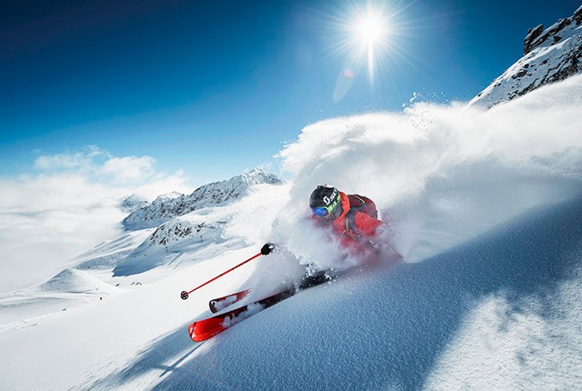 Tips Up: Expert Advice on How to Buy Skis for 2021/22