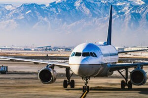 US ski resorts easy access, SLC airport